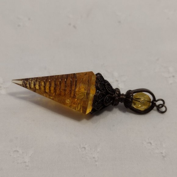 Citrine Chip Crystal Pendulum - Picture 4 of 6